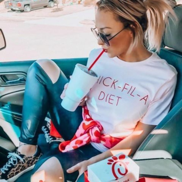Tops - #28 Graphic Casual Tee